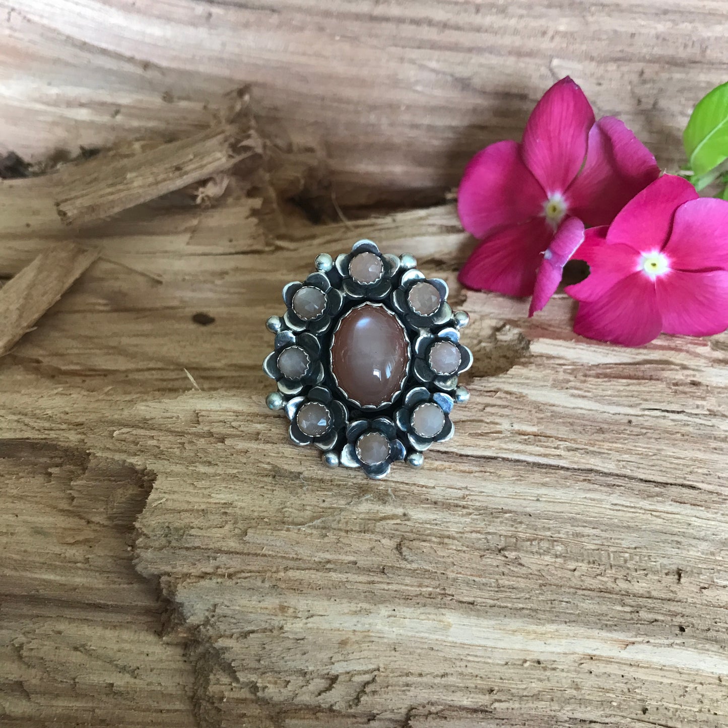FLORA de SANTA FE Ring~Sterling Silver~ Peach Moonstone~ Artisan Handmade~ Size 6