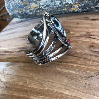 White Buffalo Turquoise Bracelet with Rosarita wildflowers~ Sterling Silver Cuff Bracelet Southwestern Style~ Artisan Handmade (5125)